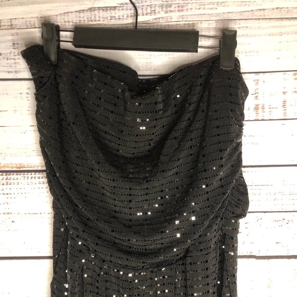 Sequin all over black strapless jumpsuit - Picture 12 of 16